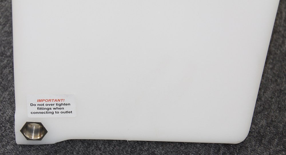 250 liter Vandtank rumopdelt L110cmxB33cmxH82cm tankKraftig og solid polyethylen