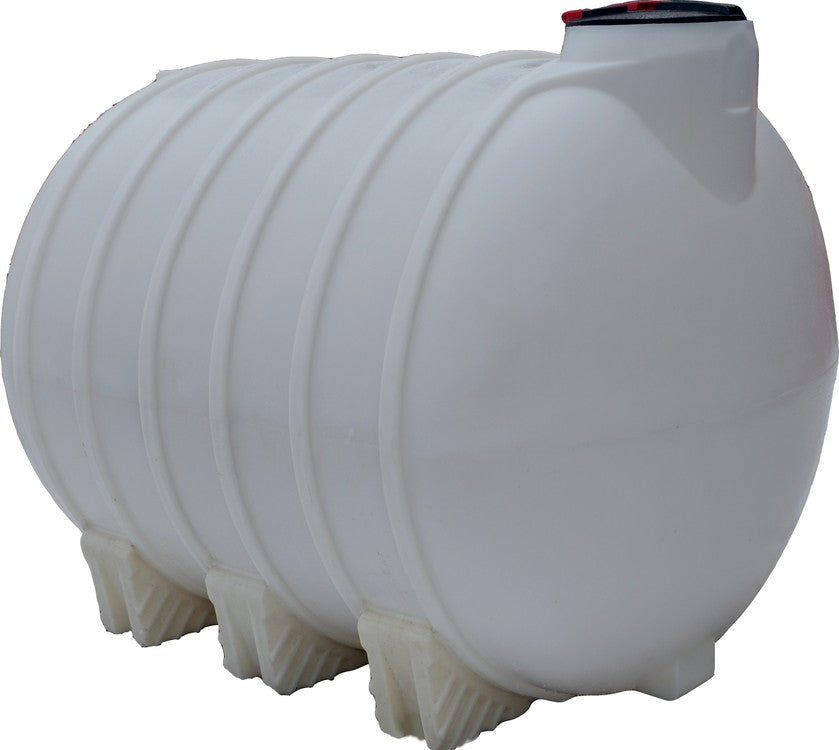 White storage, transport tank 5000 liter. Hvid vandbeholder, transport tank.